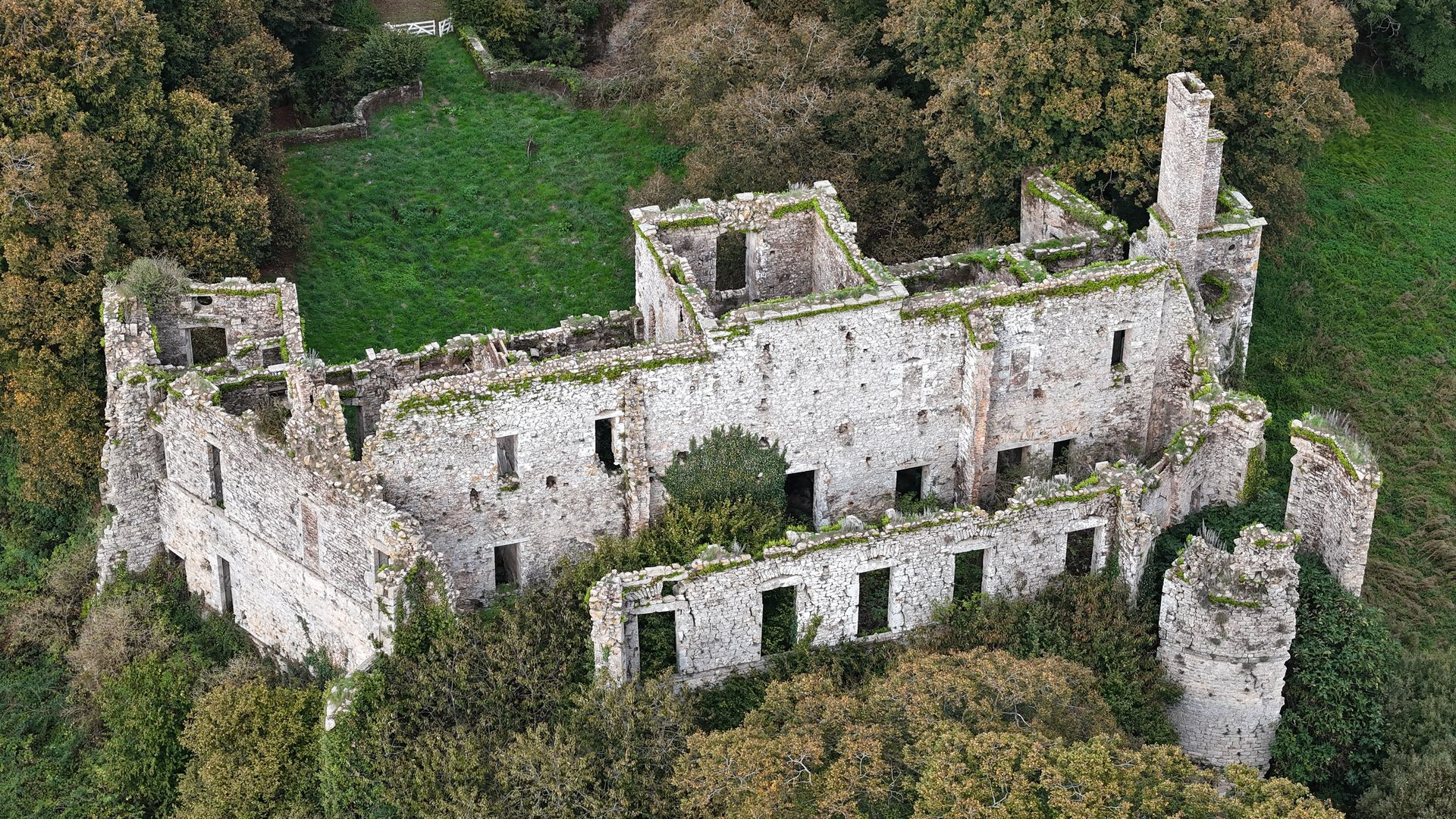 les ruines de palluau les ruines de palluau